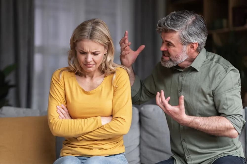 Co to jest znęcanie się psychiczne? Objawy, skutki i pomoc dla ofiar