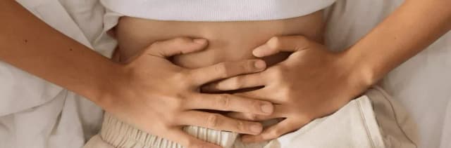 Endometrioza objawy psychiczne: Jak chroniczny ból wpływa na zdrowie emocjonalne